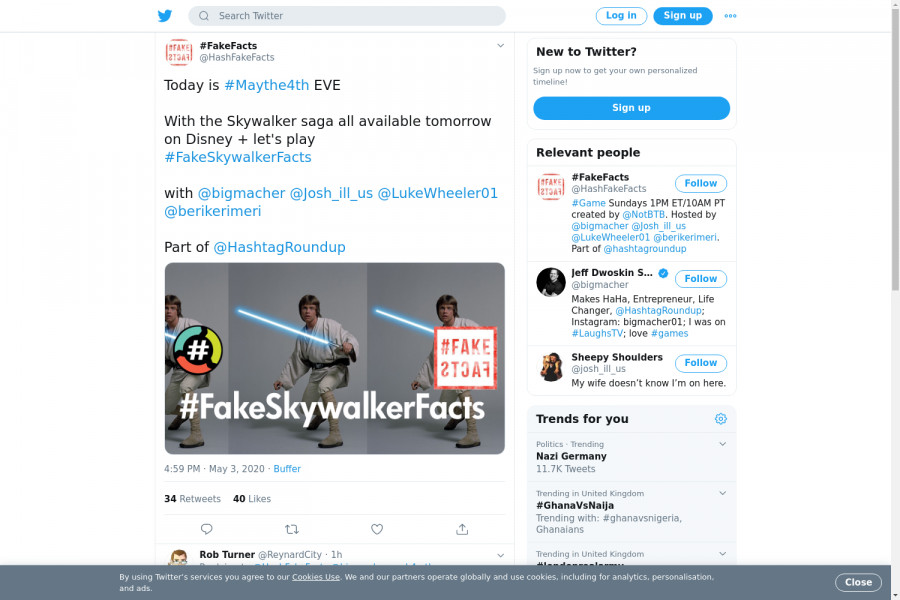 لقطة لاول تغريدة في هاشتاق #FakeSkywalkerFacts